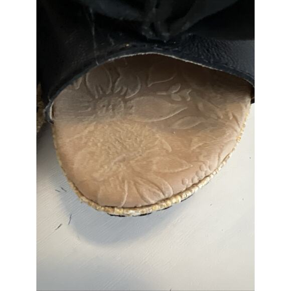 BOC Born Concepts Women’s Black Leather Slingback Wedge Sandals Weave Size 10 - Picture 10 of 14